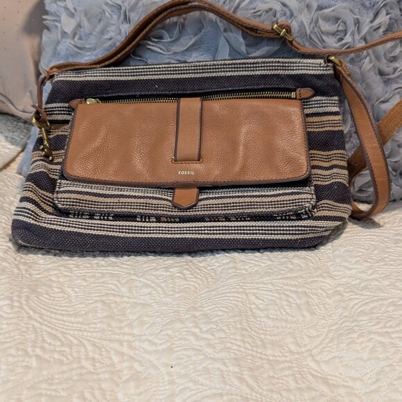 FOSSIL Shoulder bag Canvas and Leather Messenger with Tapestry and Leather - Picture 1 of 12
